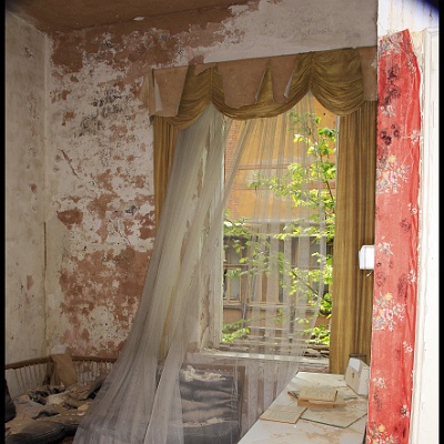 der Wind weht durch das Haus : Anna L., Lost Place