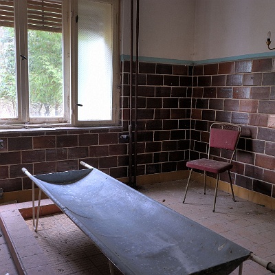 IMG 9433 4 5 6 7 tonemapped : Friedhof, Lost Place, Trauerhalle