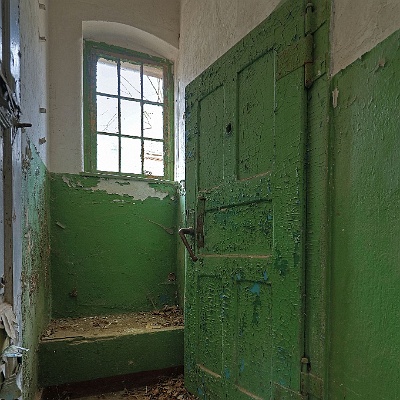 die Arrestzelle : GSSD, Kaserne, Lost Place