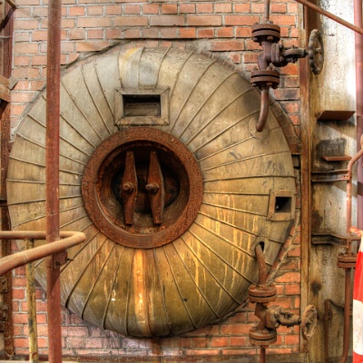 Haus der Rohre : Kohle, Kraftwerk, Rohre