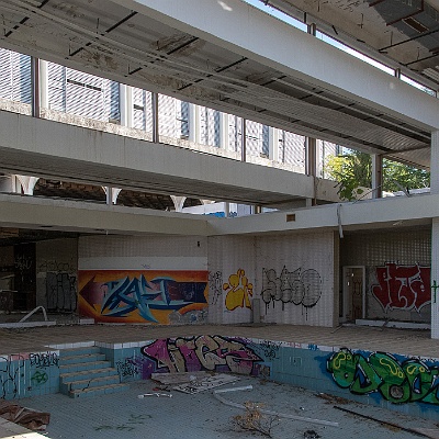 Innenpool : Halodovo, Hotel, Kroatien, Lost Place