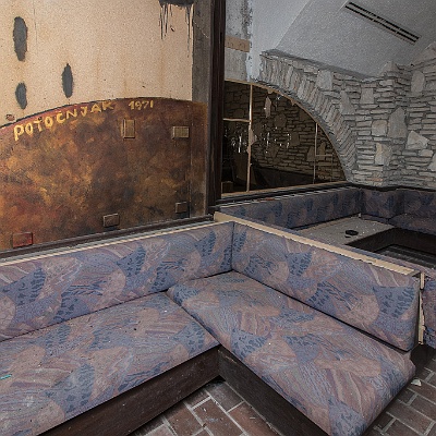 in der Kellerbar : Halodovo, Hotel, Kroatien, Lost Place