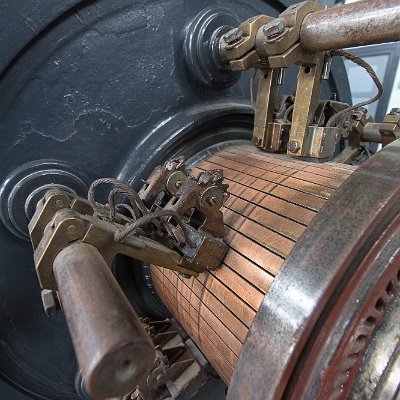 Schleifkontaktgenerator