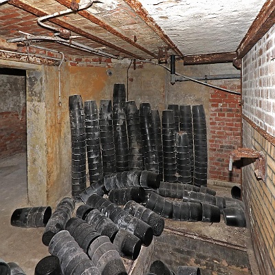 noch mehr Urnen : Kreamtorium