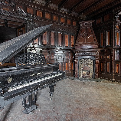 PC002592-LR2K : Abandoned, Lost Place, Schloss