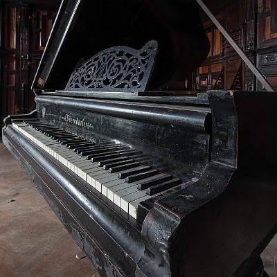 PC002818-LR2K : Abandoned, Lost Place, Schloss