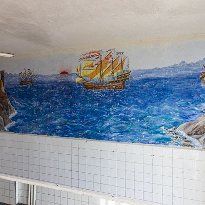 Wandmalerei in der Truppenunterkunft : GSSD, Kaserne, Schießschule