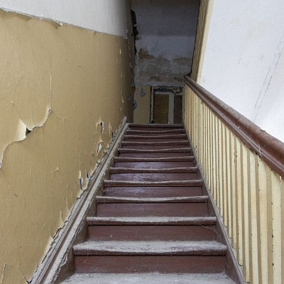 ausgetretene Stufen : Burlakow-Villa, GSSD, Kaserne, Schießschule