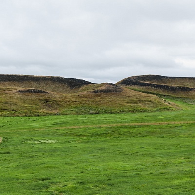 Pseudovulkane, entstanden durch Wasserdampf