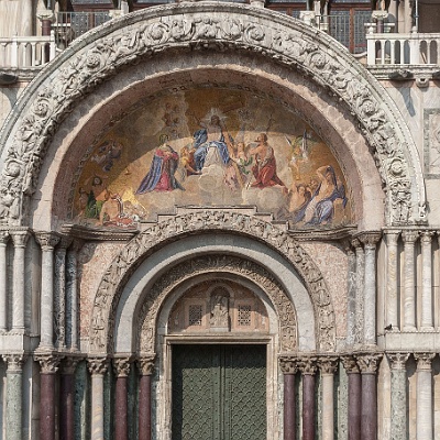 Eingangstor der St. Marcus Basilica : Italien, Venedig