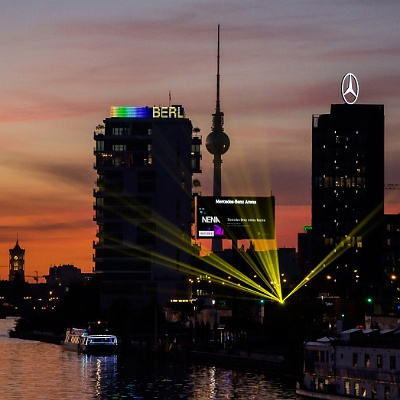 "Berlin leuchtet - 2015" Blick von der Oberbaumbrücke : Berlin leuchtet, Nacht