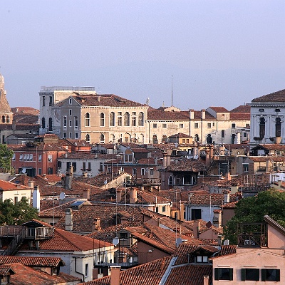 über den Dächern der Stadt : Italien, Venedig
