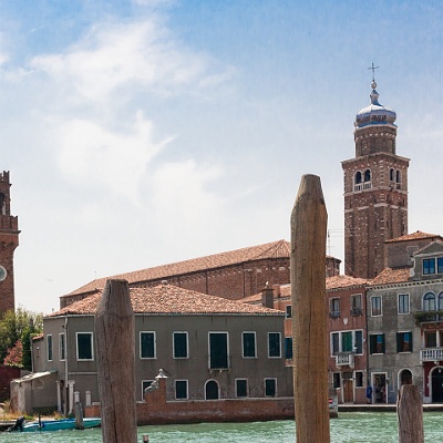 "campanile della Chiesa di San Pietro martire" auf der Glasinsel Murano : Italien, Venedig